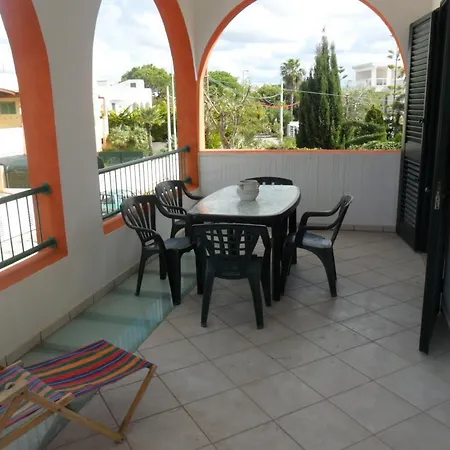 Casa Vacanza Il Pescatore Apartment *